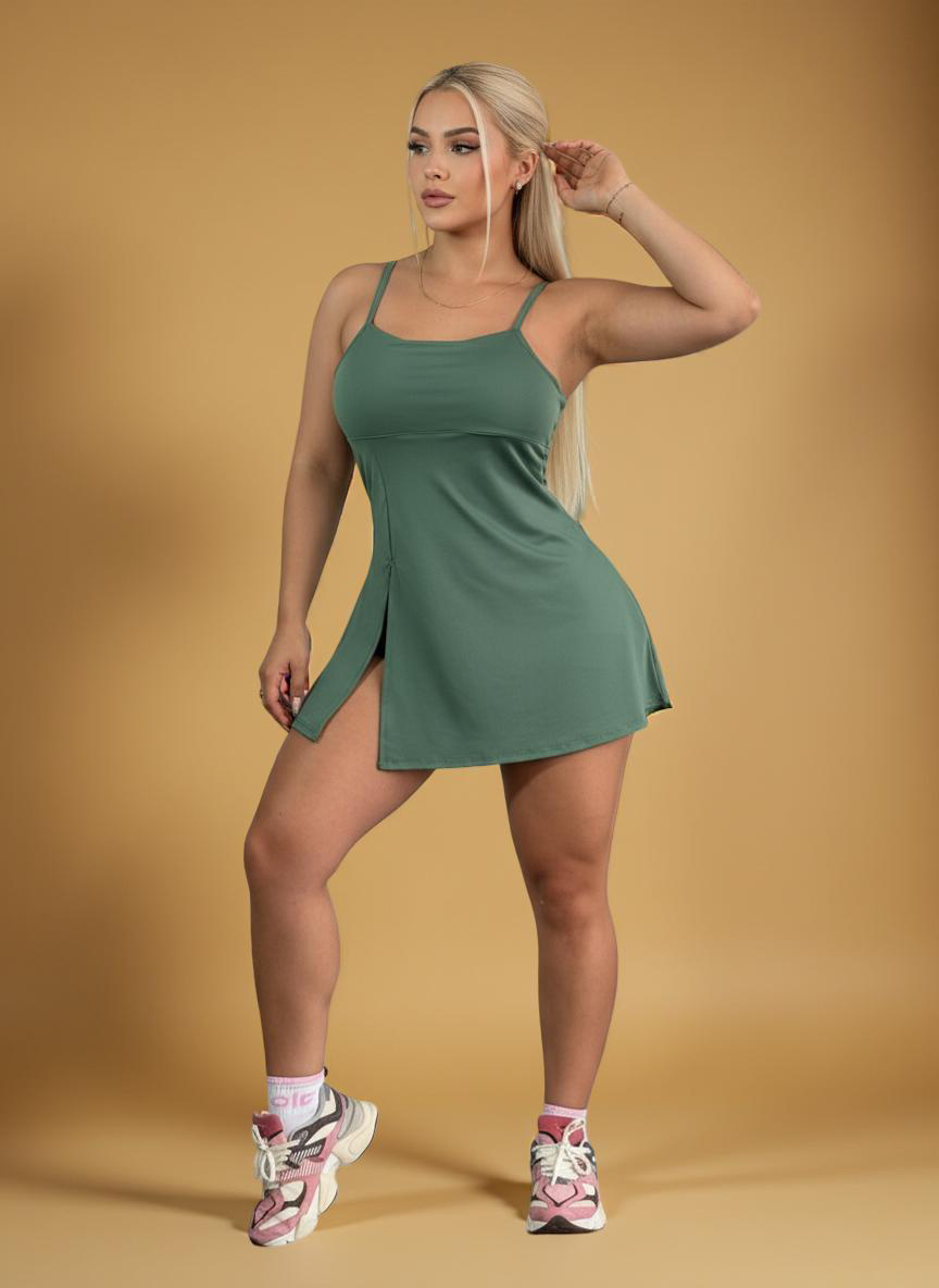 Vestido deportivo con short