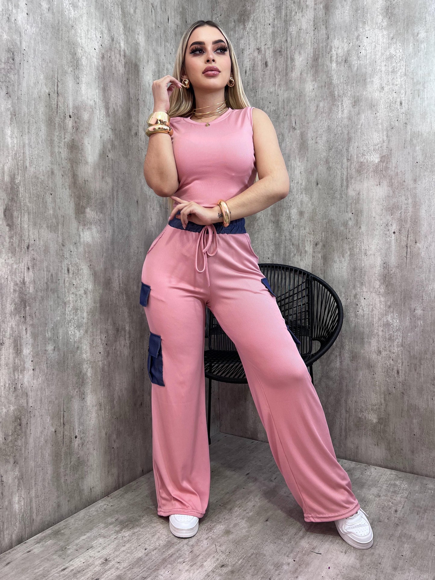Conjunto tipo cargo combinado