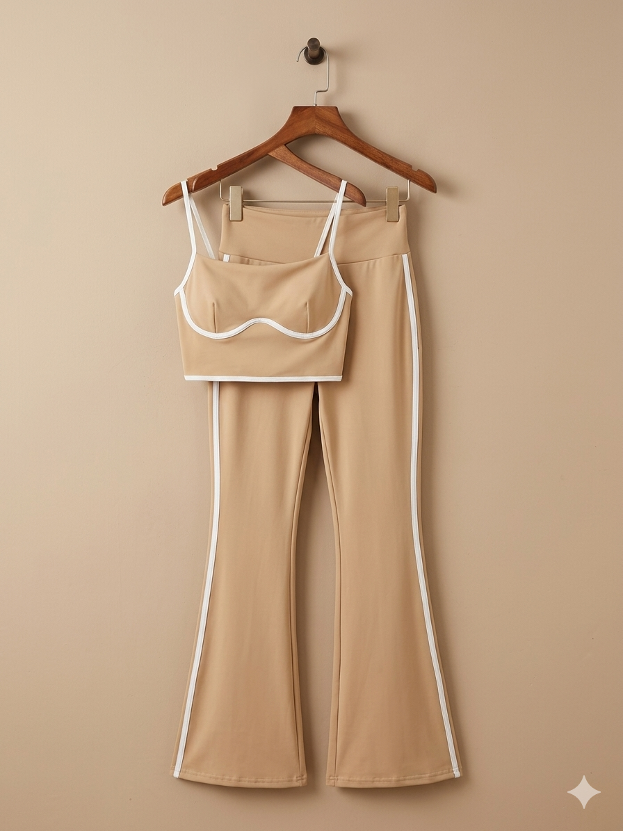Set deportivo INSPO YOGA de top y leggins acampanado con franjas