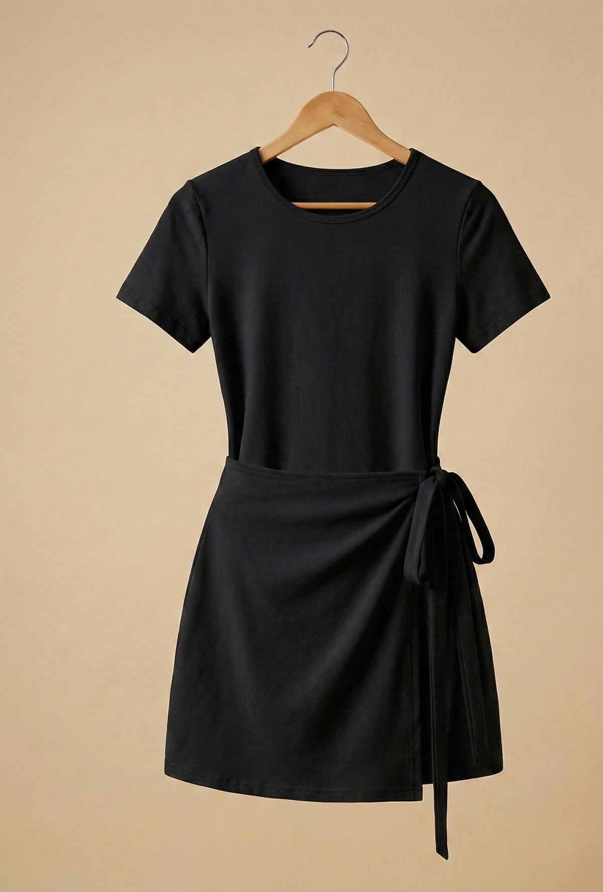 Vestido manga corta sport con faldón y short