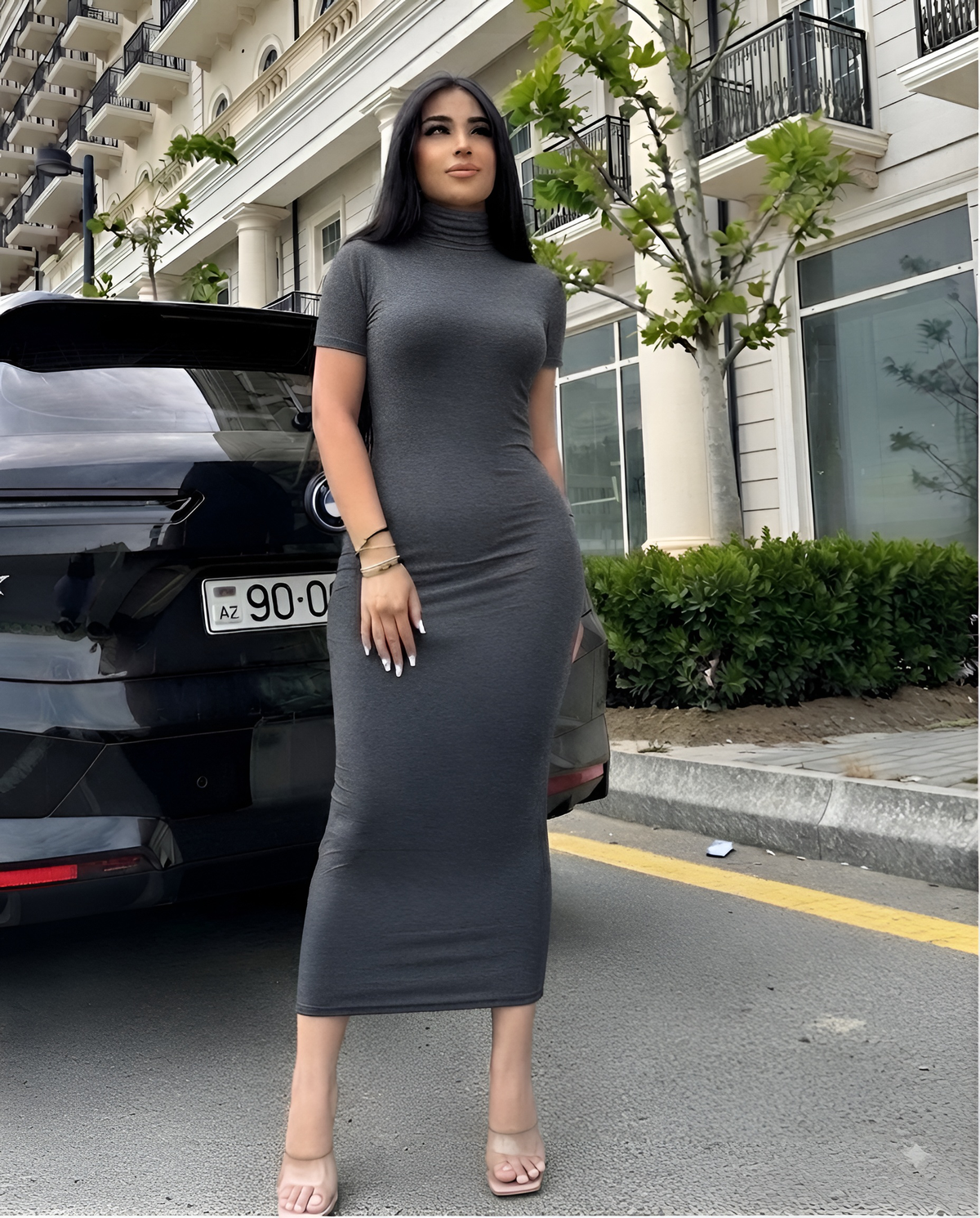 Vestido cuello alto básico
