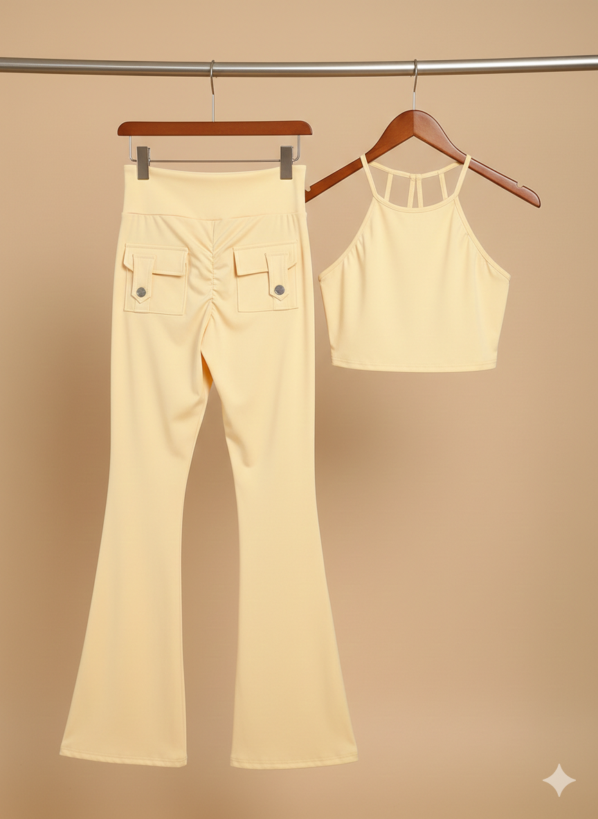 Set deportivo, leggins con bolsas y top con detalle