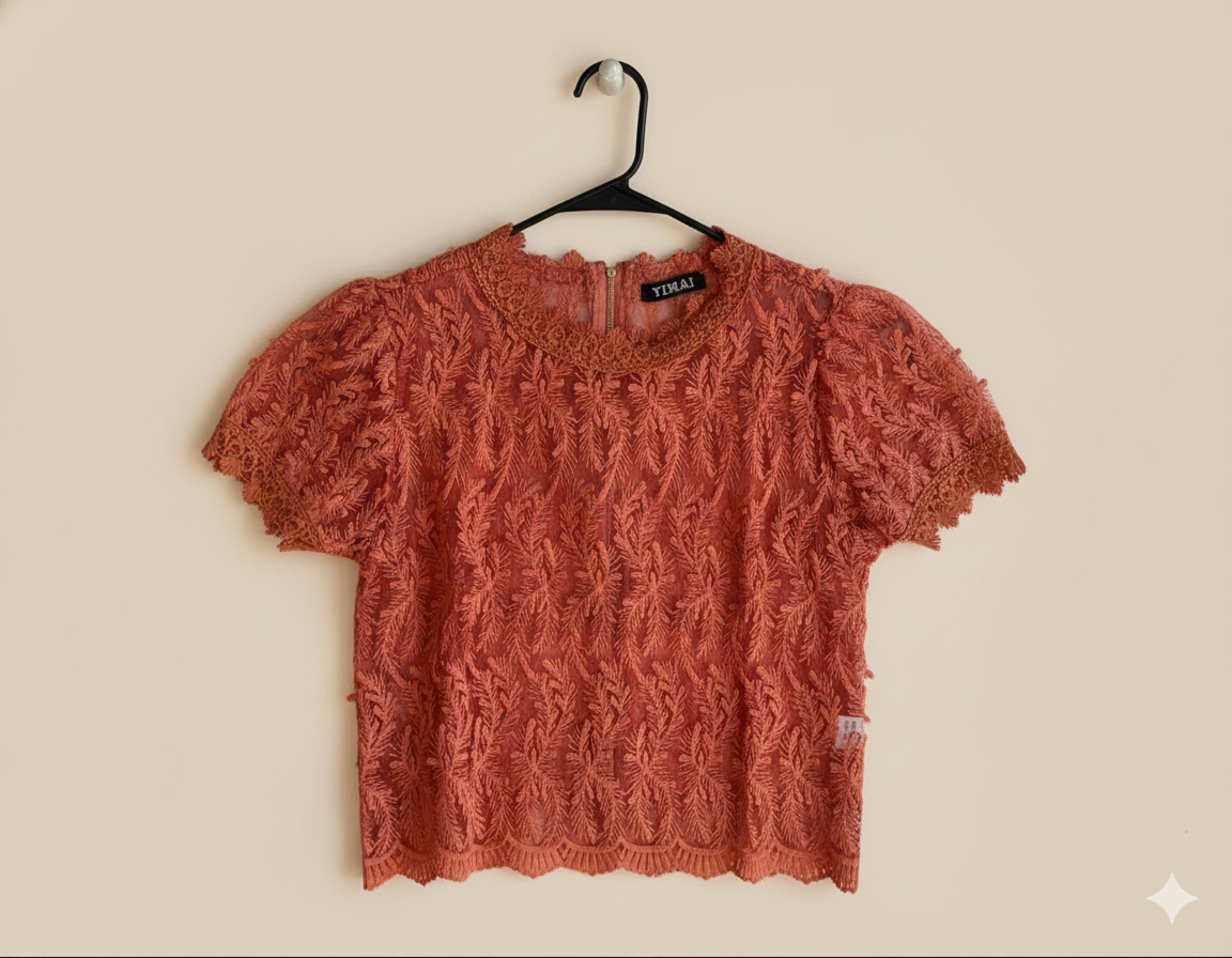 Blusa de encaje con cierre en la espalda