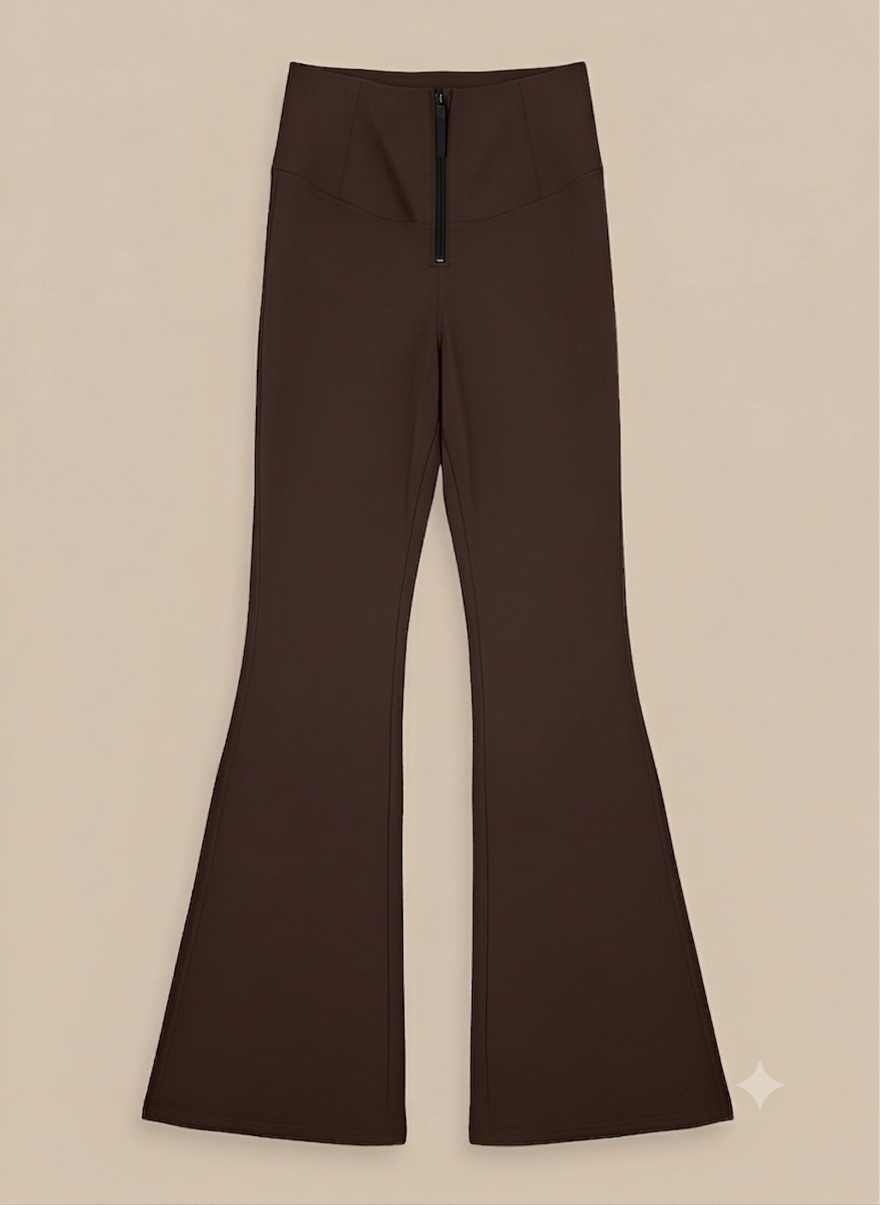 Leggins inspo sol con cierre, broche y faja con felpa mínima y corte campana.
