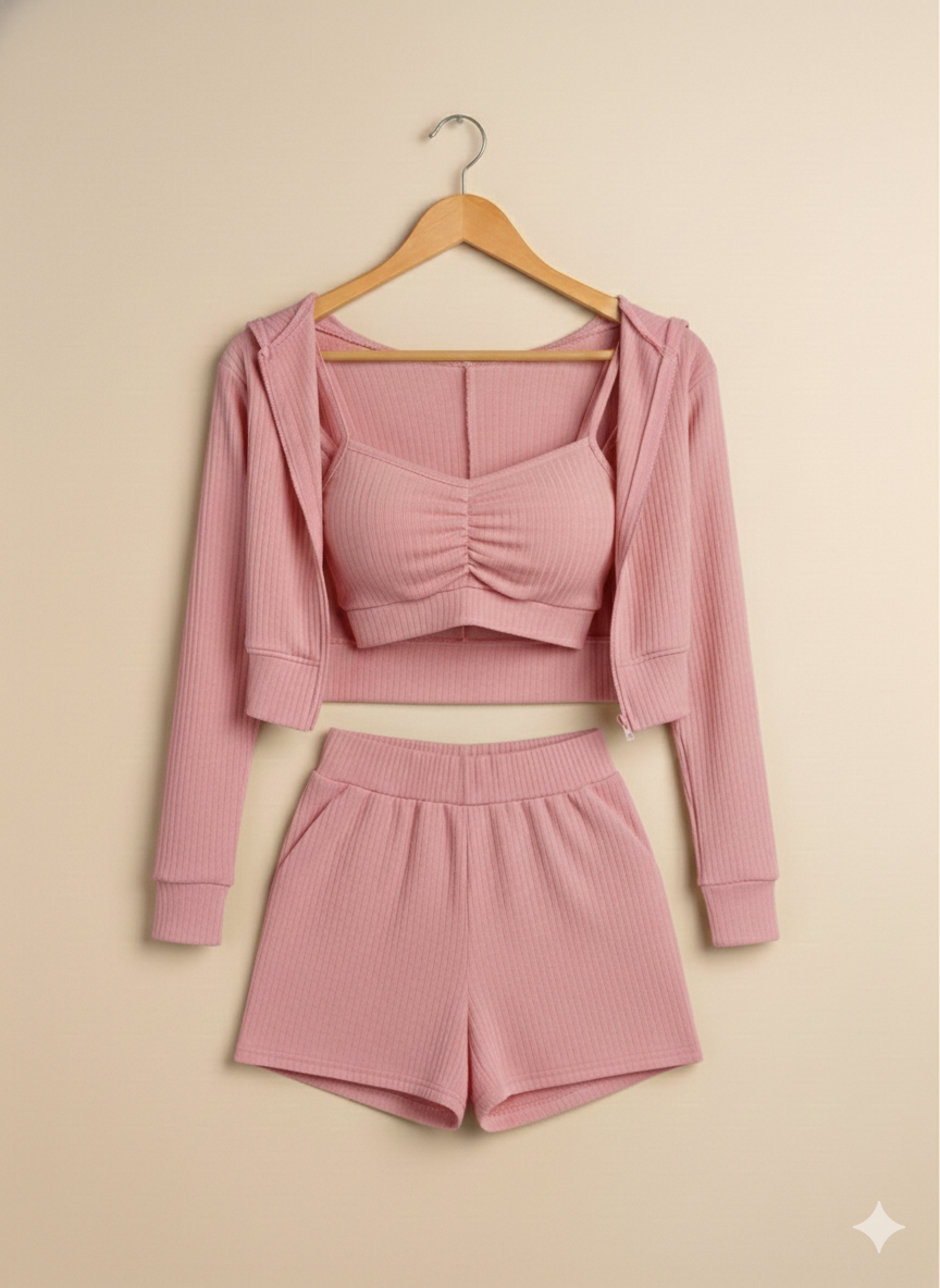 Set de 3 prendas deportivo con top, sudadera y short