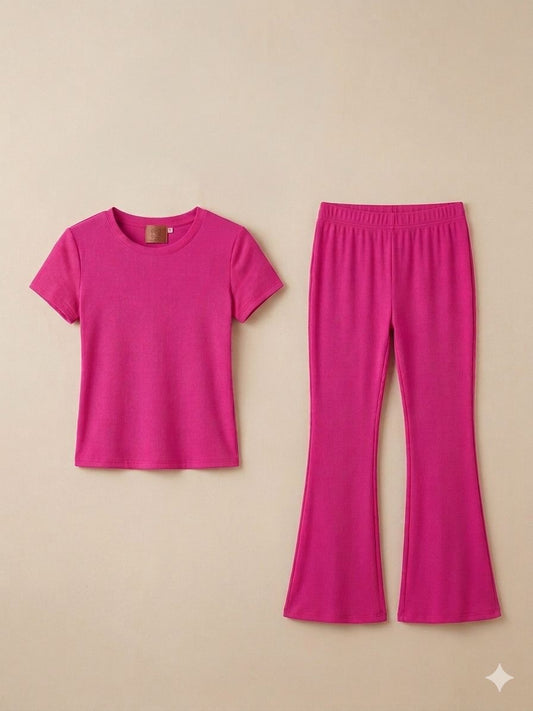 Set deportivo de blusa manga corta y leggins acampanado